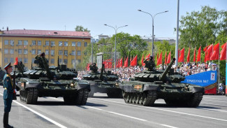 Парад 9 мая, инициативы волонтёров и поддержка ветеранов: Губернатор провёл расширенное заседание оргкомитета «Победа» 