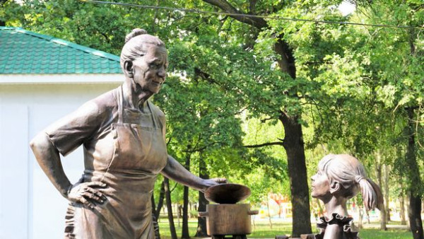 В Самаре открыли единственный в мире памятник кухонной плите