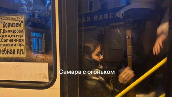 Толпа подростков устроила женщине с детьми травлю в Екатеринбурге