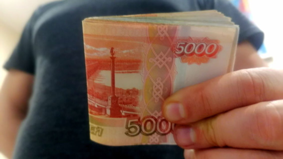 В Самарской области мамаша задолжала сыну почти 1,5 млн рублей алиментов и угодила под суд