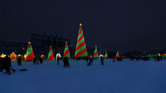 В Самаре установили новые световые арт-объекты в русском стиле к Новому году