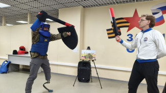 В Самаре ветеранам СВО вручили адаптивную одежду и наградили медалями в рамках фиджитал-турнира «Кубок Победы. Волга»