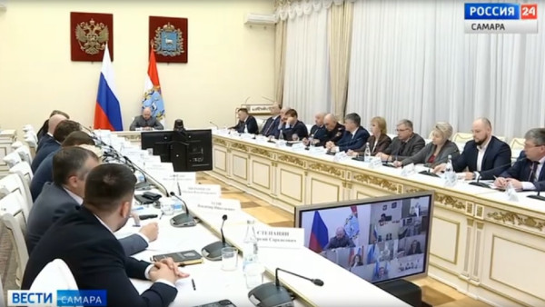 На оперативном совещании в Правительстве региона Вячеслав Федорищев представил своего нового помощника