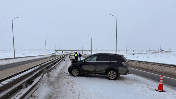 Под Тольятти в ДТП пострадали 40-летняя женщина и подросток