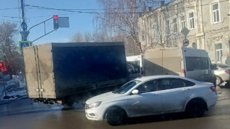 В Самарской области попал в аварию пассажирский микроавтобус