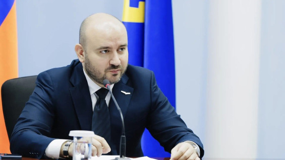 Вячеслав Федорищев поручил усилить работу по речным перевозкам