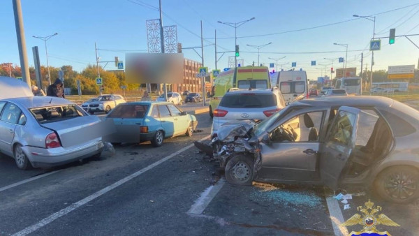 В Самаре произошло массовое ДТП на Московском шоссе