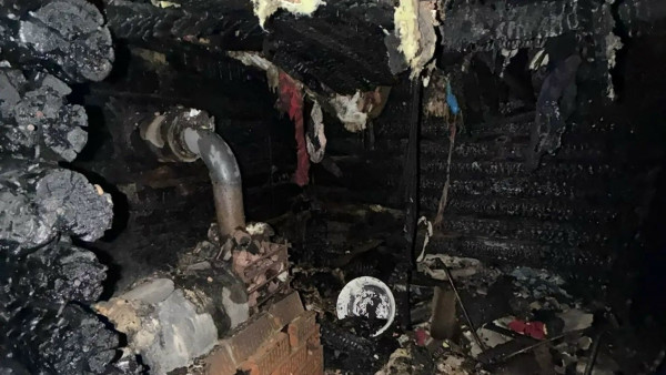 Жительницу Самарской области с ожогами доставили в больницу после пожара в своем доме