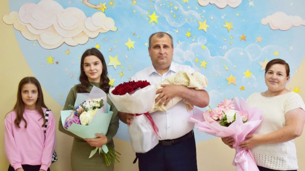В многодетной семье Пукиш в Самарской области родился 11-й ребенок 