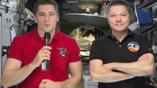 Самарский космонавт Олег Кононенко с орбиты поздравил дам с 8 марта