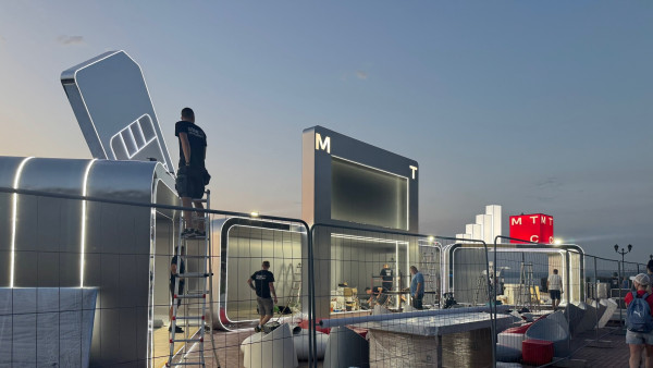 В Самаре началось оформление набережной для «ВолгаФеста-2025»