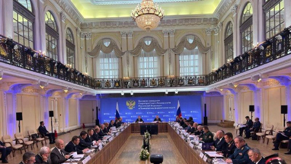 Сергей Шойгу провел совещание по защите критически важных объектов в регионах ПФО