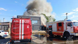 В МЧС рассказали о причинах пожара в самарском кафе "Три брата"