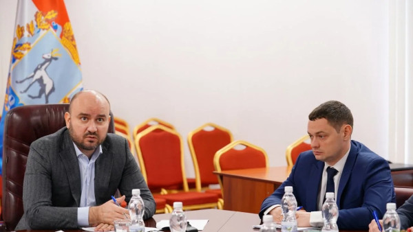 Власти Самарской области держат на контроле уборку снега и энергоснабжение в праздники