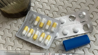 В Самаре поликлиники опубликовали подробный график работы на новогодние праздники 2025-2026