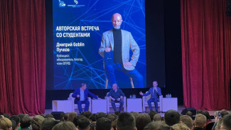 "Нет, ничего не понимают": Дмитрий Гоблин Пучков в пух и прах разнёс блогеров в Самаре