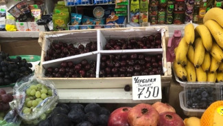 Самарские продавцы отказались снижать цены на черешню