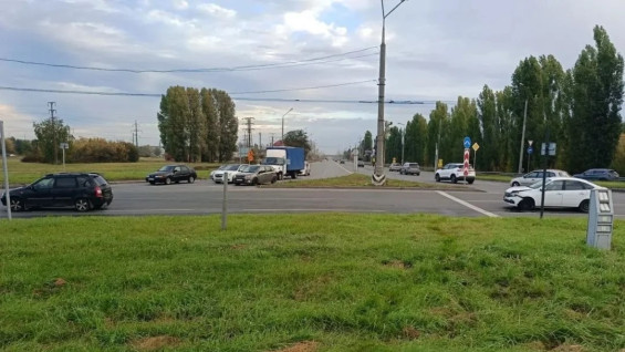 Под Самарой при столкновении двух легковушек пострадал молодой пассажир 