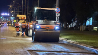 На Московском шоссе в Самаре стартовали работы по укладке верхнего слоя дорожного покрытия 