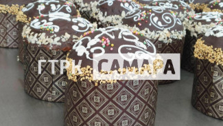 В Великий вторник в Самаре освятили тысячи куличей