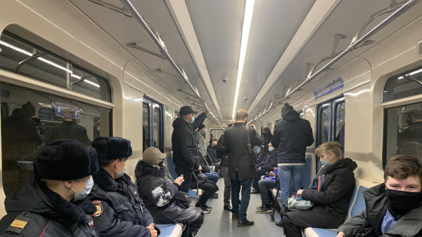 В метро Самары в ноябре 2021 года не допустили к поездке 652 человека