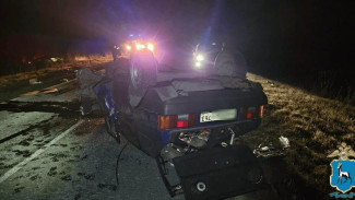 Два водителя пострадали в лобовой аварии под Самарой