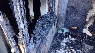 В Самарской области во время празднования Нового года искры салюта сожгли балкон в жилом доме