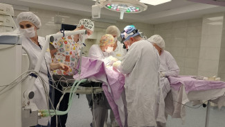 В Самаре спасли новорождённого с уникальной аномалией кишечника