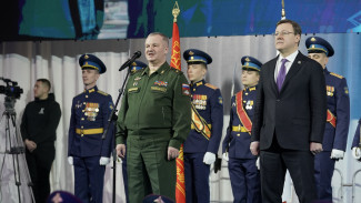 В поддержку российской армии: В Тольятти прошел митинг-концерт
