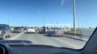 Многокилометровая пробка образовалась на въезде в Самару по Южному шоссе 