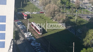 Утром 15 мая в Самаре встали трамваи на Ново-Садовой 