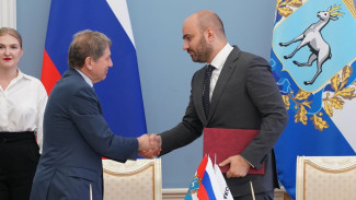 Вячеслав Федорищев и руководство ПАО «ЛУКОЙЛ» подписали соглашение о сотрудничестве региона и компании 