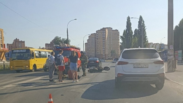 "Врезался и полетел": в Тольятти произошло новое жёсткое ДТП с мотоциклистом