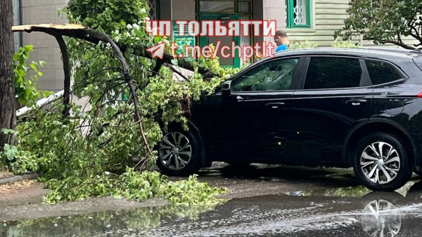 Жители Самарской области рассказали о последствиях стихии в Тольятти