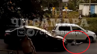 В Самаре во дворе жилого дома сбили ребёнка