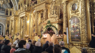 Мощи покровителя Самары собрали толпы верующих в Москве