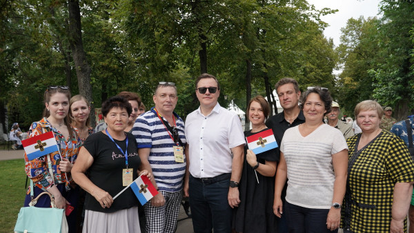 В Самаре прошел Международный патриотический фестиваль "Самарское знамя"
