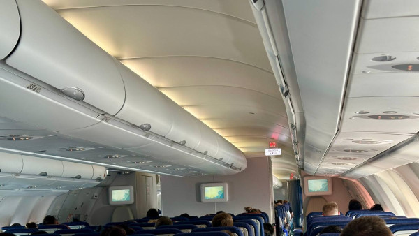 У Boeing 737 над Самарой отказали 7 систем при заходе на посадку