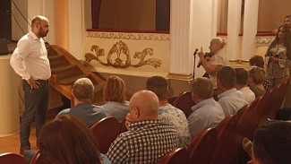 Вячеслав Федорищев встретился с жителями Чапаевска