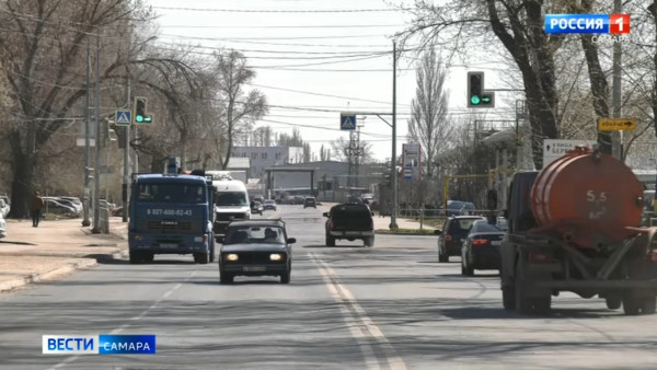 В Самаре было введено ограничение движения по улице Земеца от завода "Прогресс" до улицы Литвинова