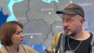 Знаменитый блогер Артемий Лебедев оценил площадку Самарской области на ПМЭФ-2025