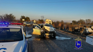 В Самарской области в столкновение Datsun и Lada Granta погибли два человека 