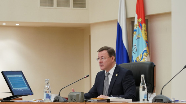 Дмитрий Азаров: «Бюджет региона должен отвечать запросу жителей и задачам опережающего развития»