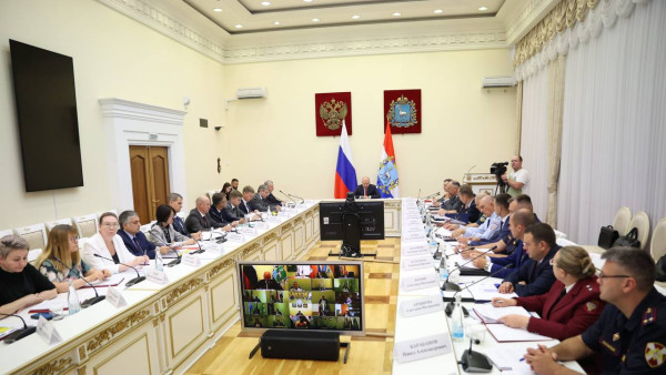 Губернатор Вячеслав Федорищев поручил проверить безопасность самарских школ перед 1 сентября