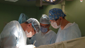 Самарские врачи установили эндопротез онкобольному