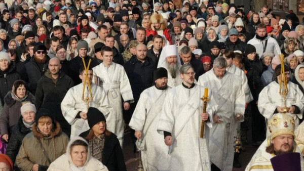 Губернатор Вячеслав Федорищев 21 ноября вместе с самарцами принял участие в крестном ходе   