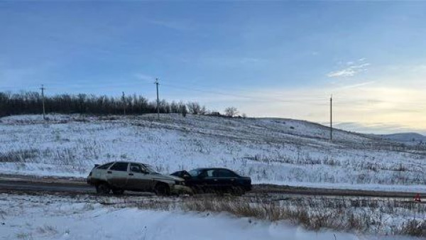 В Сызрани в ДТП пострадали 4 несовершеннолетних пассажира