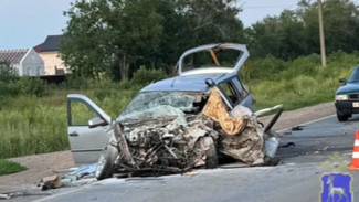 ДТП на трассе «Самара — Оренбург»: водитель «Калины» погиб при столкновении с фурой