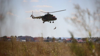 Под Самарой высадились десантники без парашюта