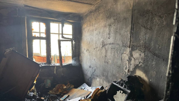 В Самарской области из-за лампады дотла сгорела жилая квартира